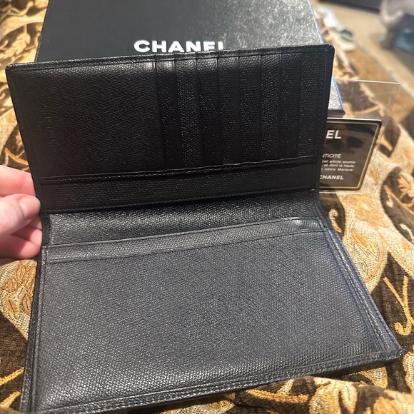 Coco Chanel button caviar letter bifold long wallet/clutch - Picture 3 of 5